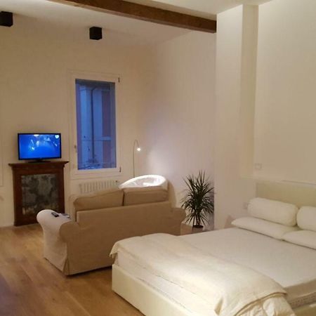 Casa Tea Apartment โบโลญญา ภายนอก รูปภาพ